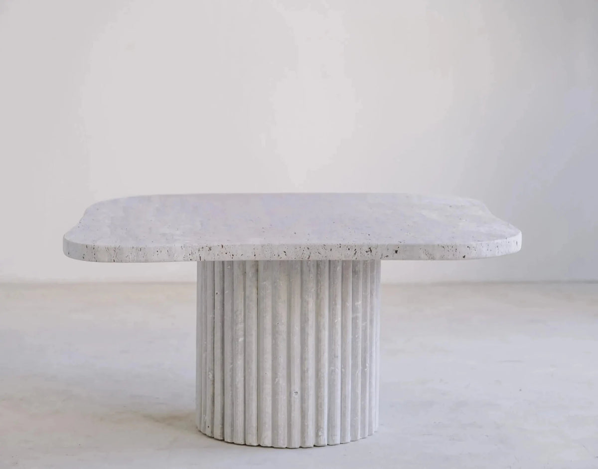 Table basse carré plateau forme organique Helios - Modernista Maroc
