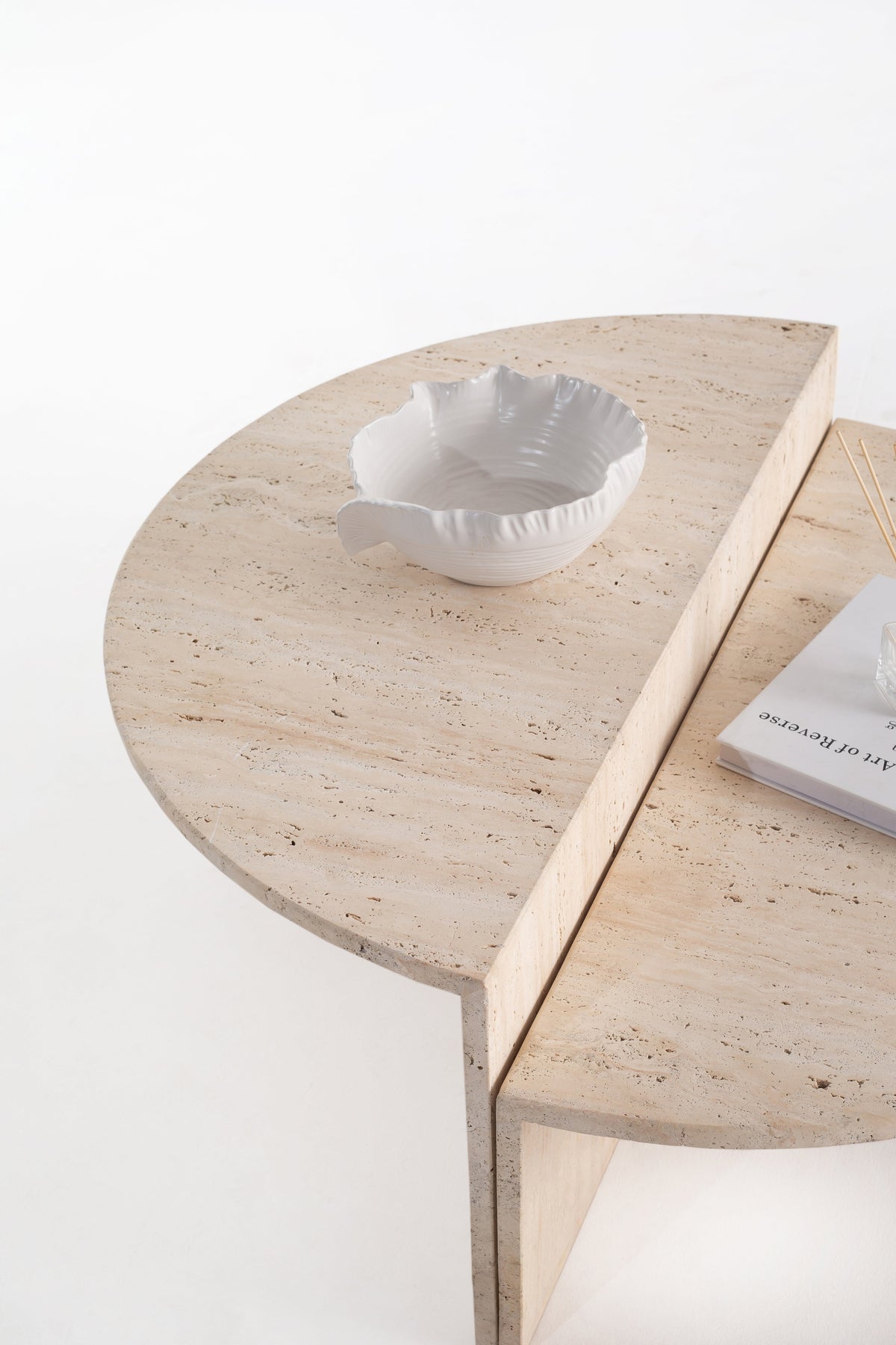 Détail des deux niveaux de la table basse Éclipse