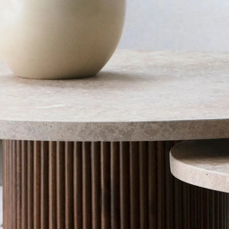 Table basse ronde en travertin - Modernista Maroc