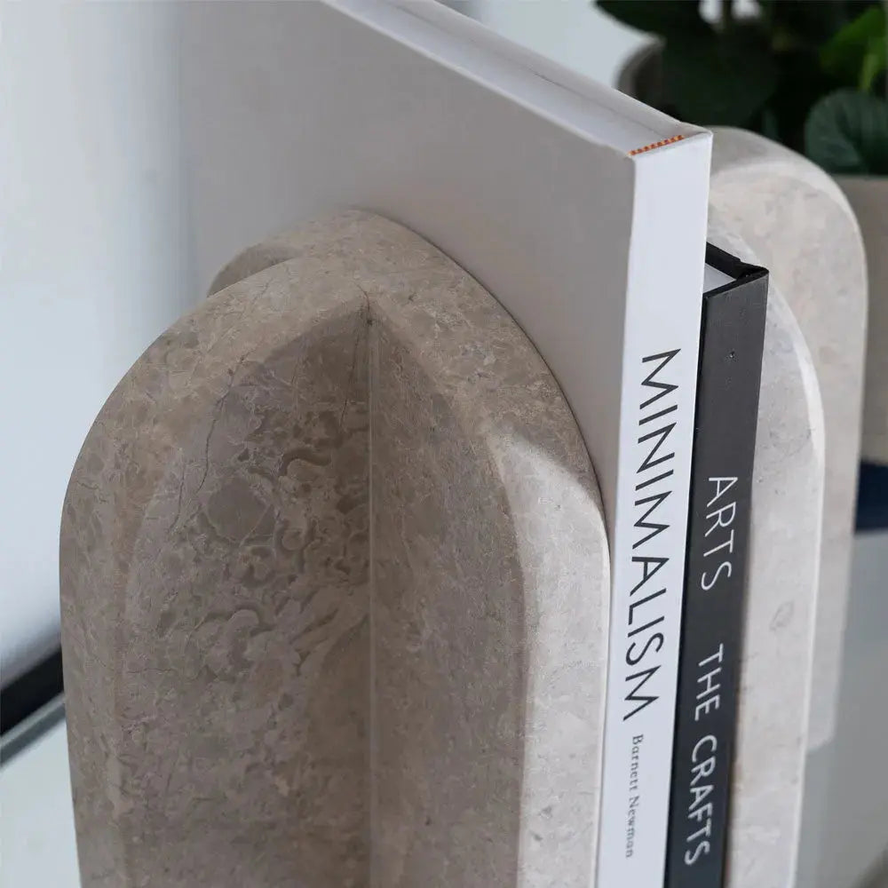 serre-livres en Travertin - Modernista Maroc