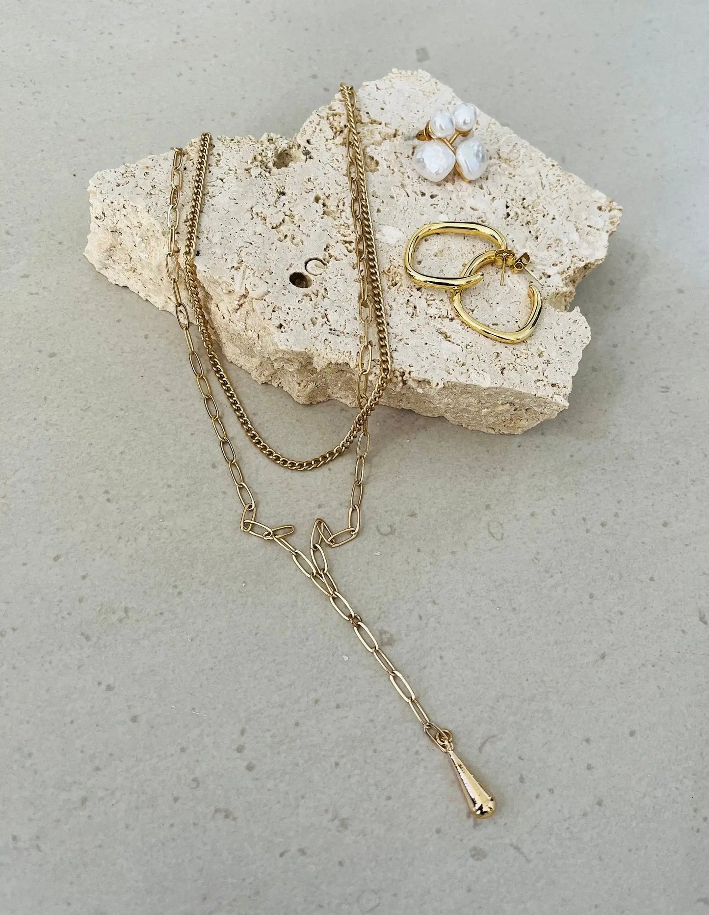 Déco dalle de pierre travertin - Modernista Maroc