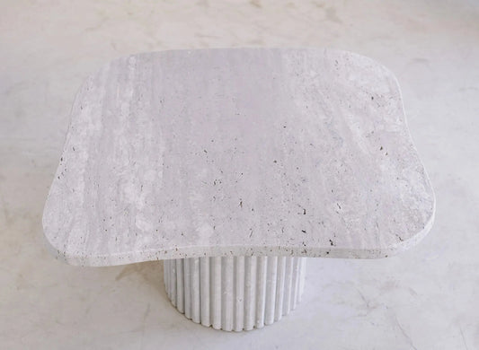 Table basse carré plateau forme organique Helios - Modernista Maroc