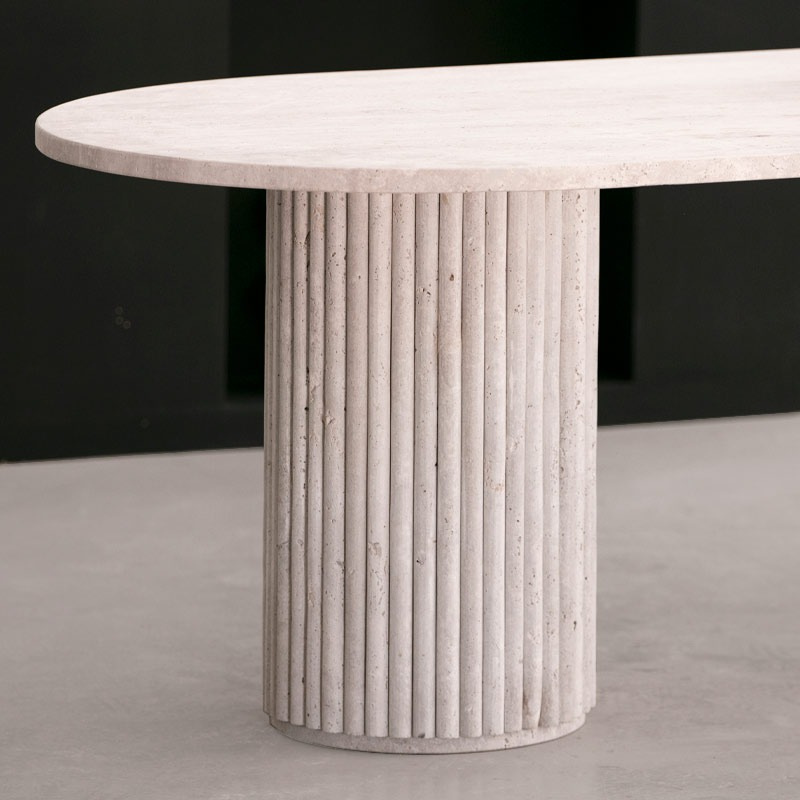 Table à manger Caryatis en travertin