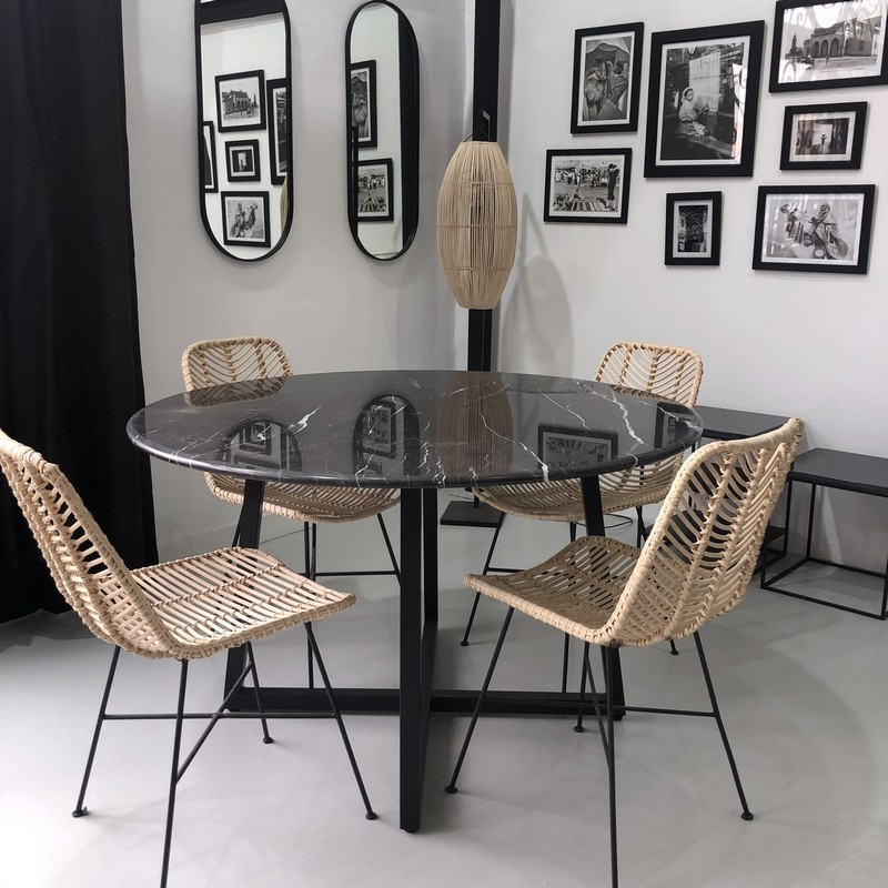 Table à manger ronde en marbre noir – Luxe et design haut de gamme