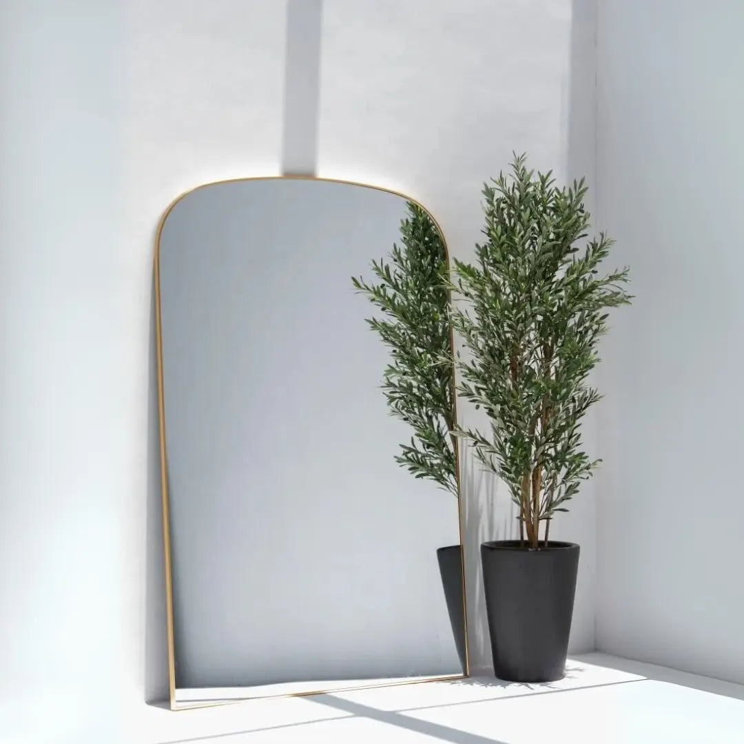 Grand Miroir XXL avec Forme Supérieure Courbée - Élégance et Modernité - Modernista Maroc