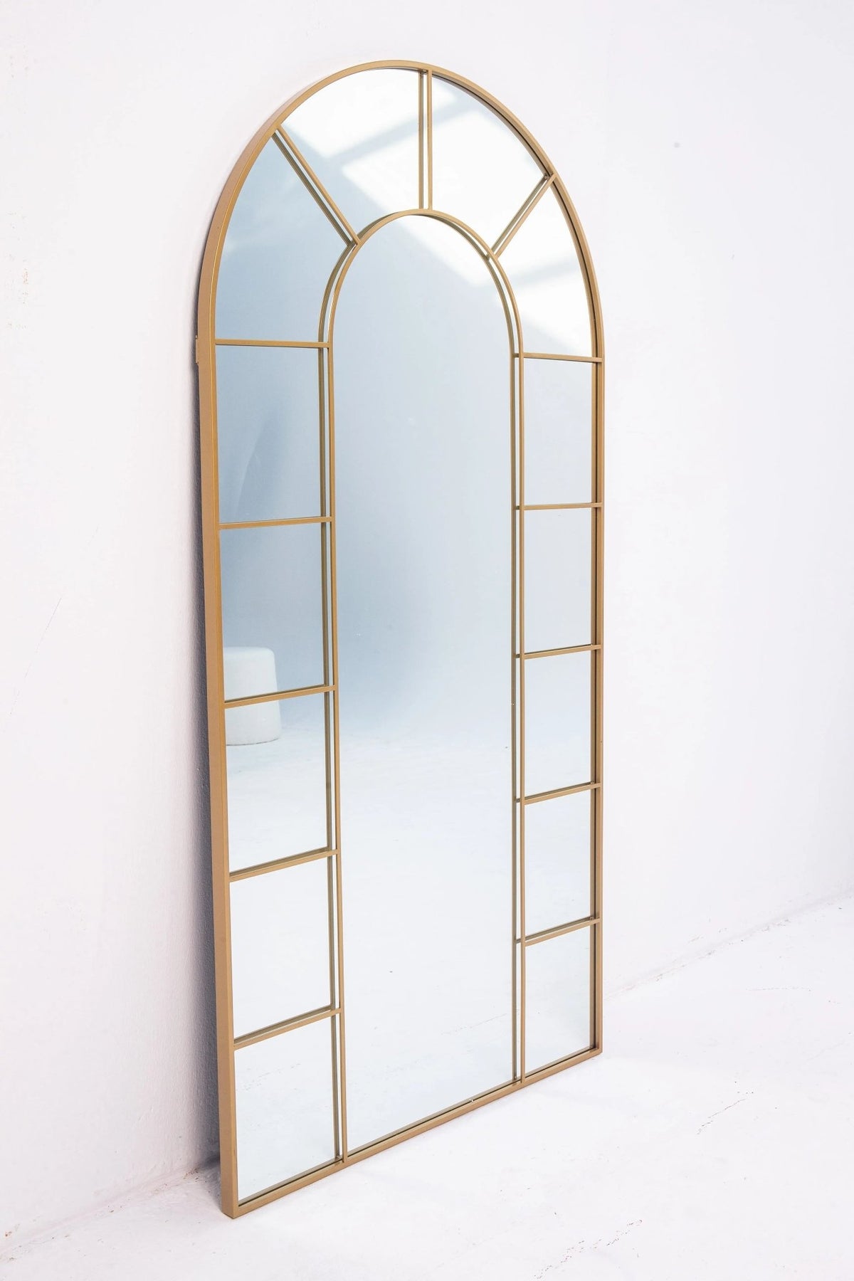 Miroir Arqué doré avec Cadre Divisé ( 4 Dimensions ) - Modernista Maroc