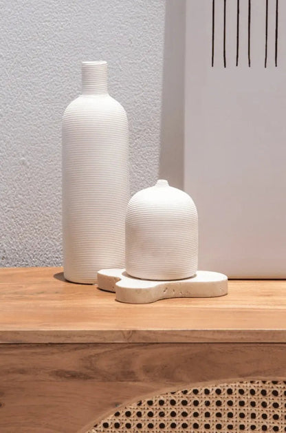 Plateau en Travertin Beige Irrégulier (2 Tailles) - Modernista Maroc