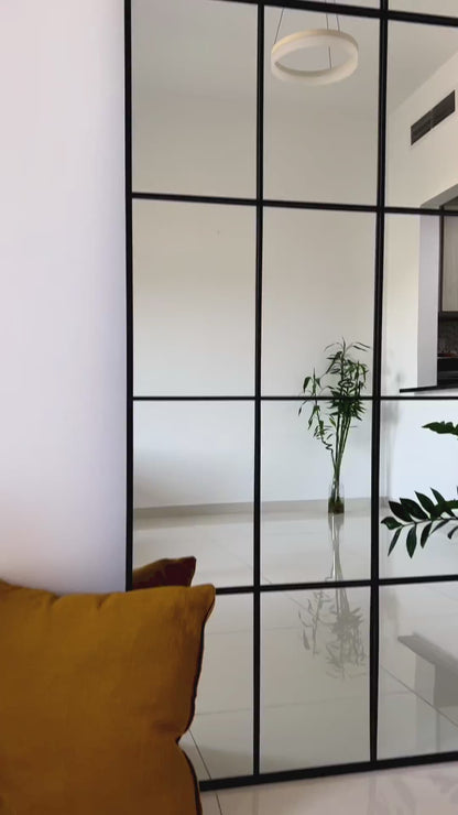 Grand Miroir Arqué Noir avec Grille