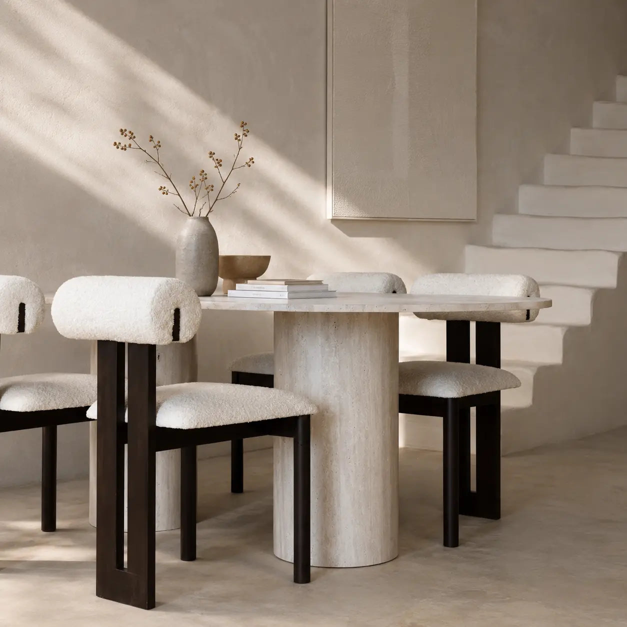 Table à Manger Ovale en Travertin Kyros - Modernista Maroc