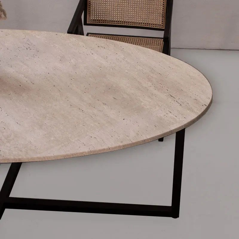 Table à manger ovale en travertin Luna - Modernista Maroc