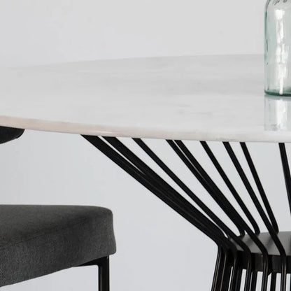 Table à manger ronde en marbre blanc – Élégance et convivialité - Modernista Maroc