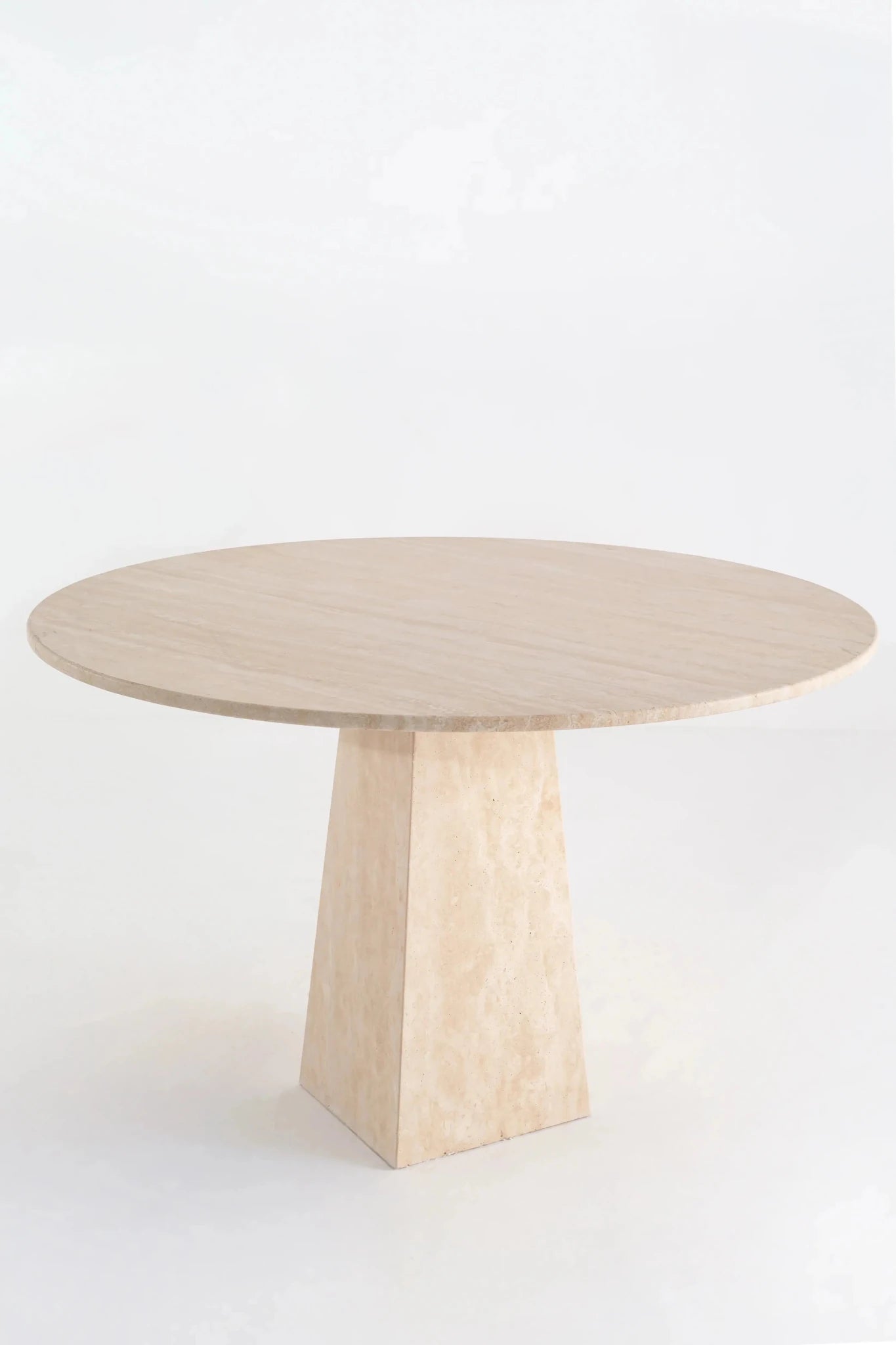 Table à manger ronde en travertin Nerion - Modernista Maroc