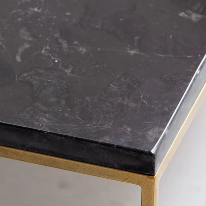 Table Basse Carrée dorée en marbre blanc- Divers Marbre et Dimensions - Modernista Maroc