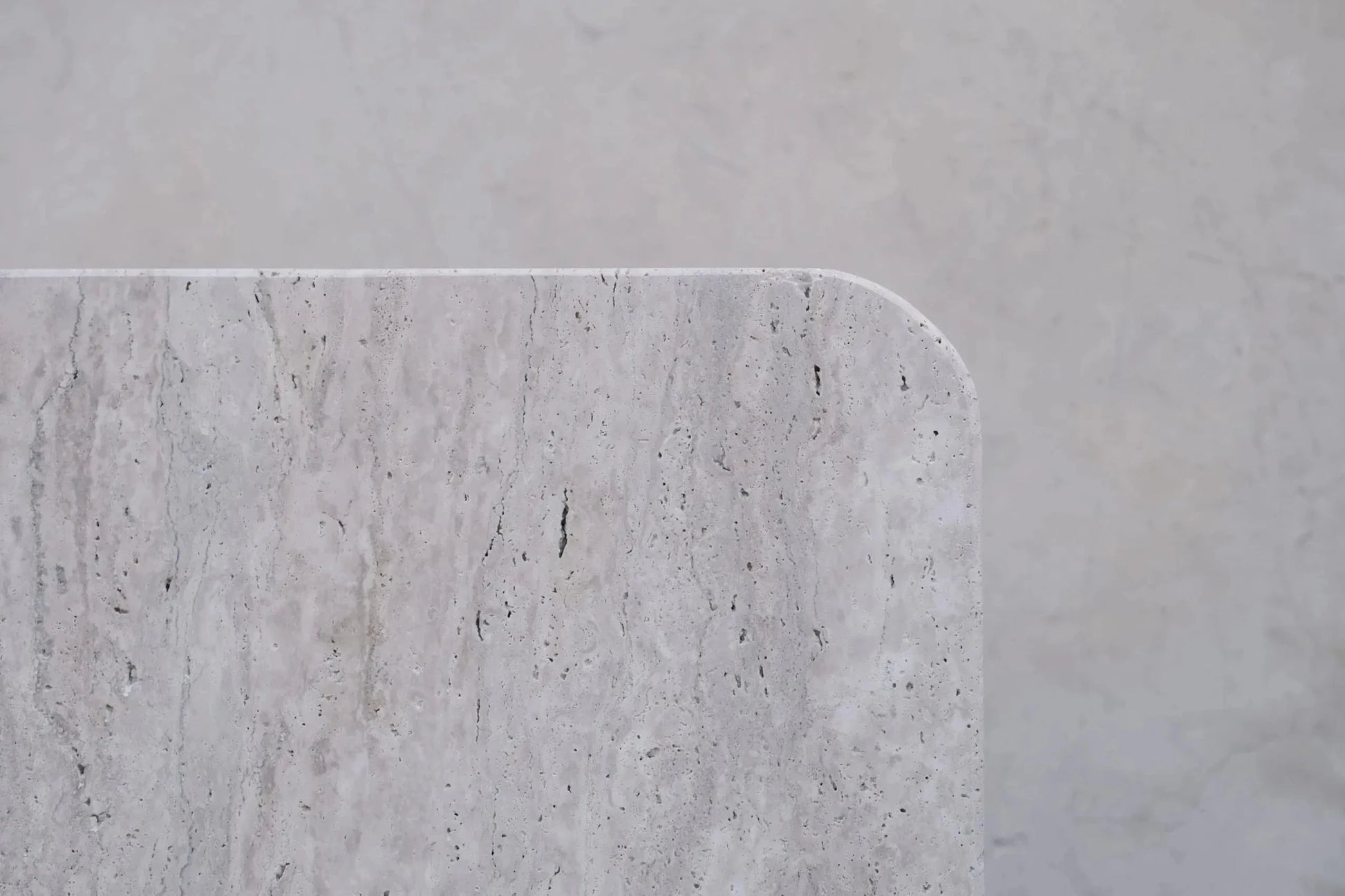 Table basse en Travertin Eros - Modernista Maroc
