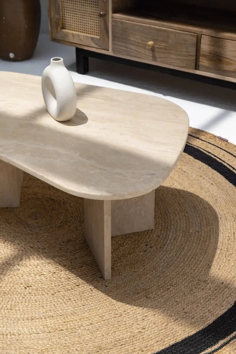 Table basse irrégulière en travertin - Modernista Maroc