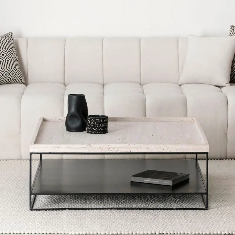 Table basse Tavira en travertin et structure noire - Modernista Maroc