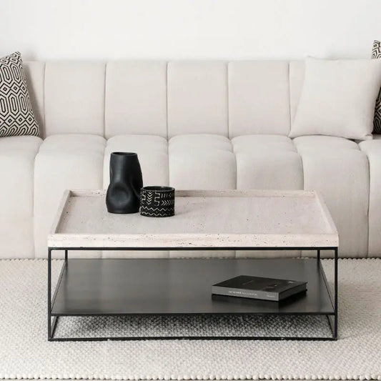 Table basse Tavira en travertin et structure noire - Modernista Maroc