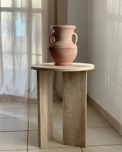 Table d’appoint en travertin Delos - Modernista Maroc