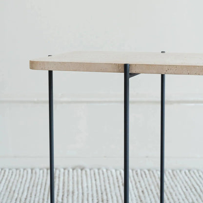 Table d’appoint Loraine en travertin - Modernista Maroc