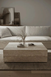 table basse cube en travertin - Modernista Maroc
