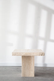 Table d'appoint carrée en travertin (2 tailles) - Modernista Maroc