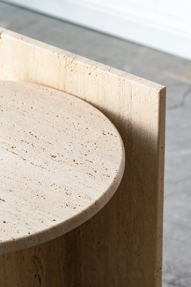 Table d'appoint ronde en travertin - Modernista Maroc