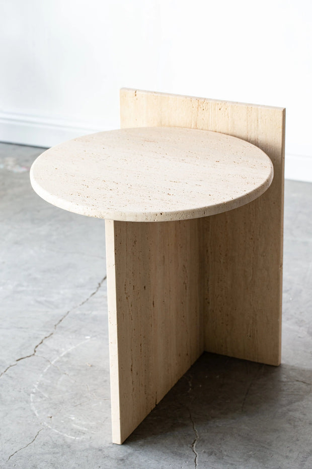 Table d'appoint ronde en travertin - Modernista Maroc
