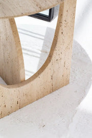 Table d'appoint ronde en travertin - Modernista Maroc