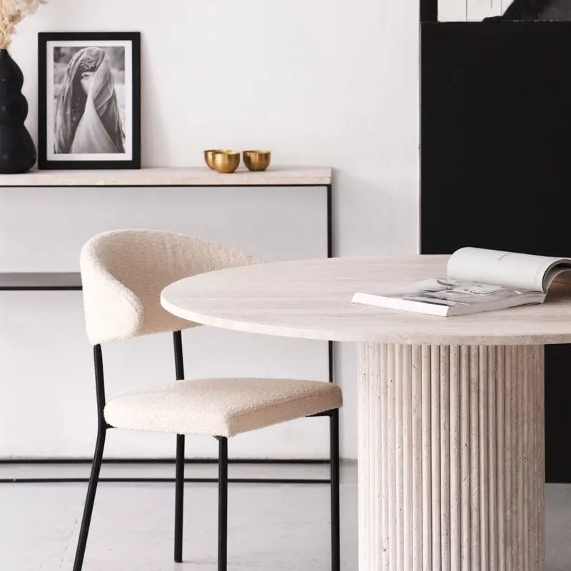 Table à manger ronde en travertin Thèbes