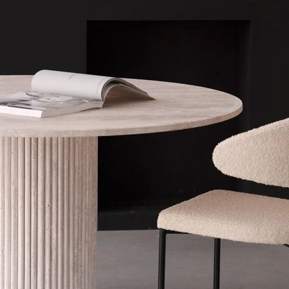 Table à manger ronde en travertin Thèbes