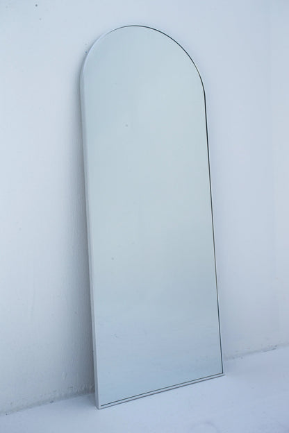 Grand Miroir Arqué Minimaliste