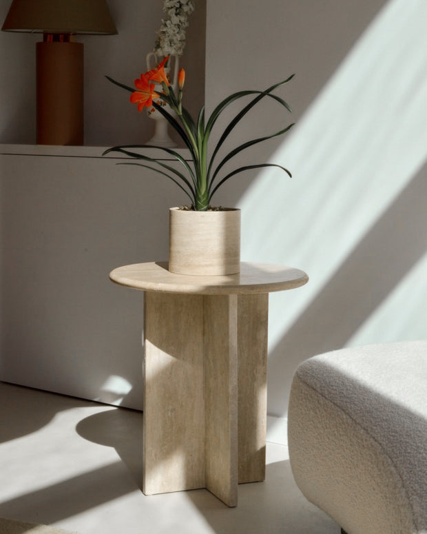 Table d'appoint en travertin Magnifis