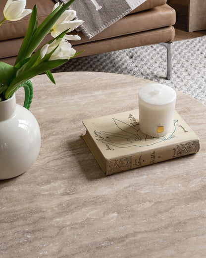 Table basse ronde en travertin Ariadne