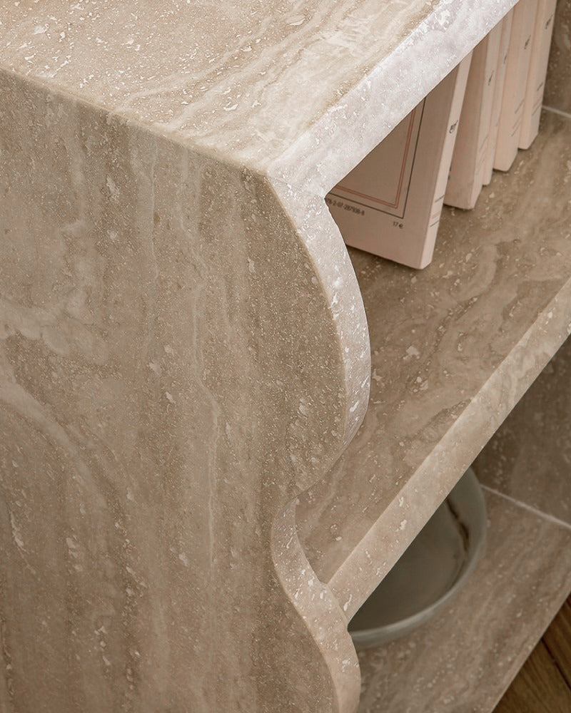 Table d’appoint en travertin Thalassa