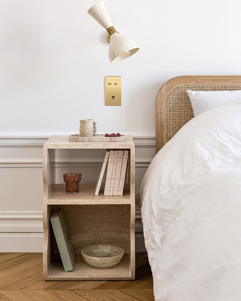 Table d’appoint en travertin Thalassa