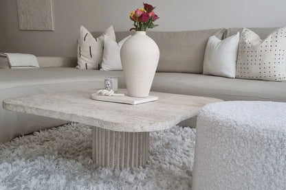 Table basse en travertin forme organique Ninive - Modernista Maroc