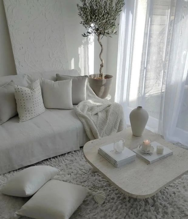 Table basse en travertin forme organique Ninive - Modernista Maroc