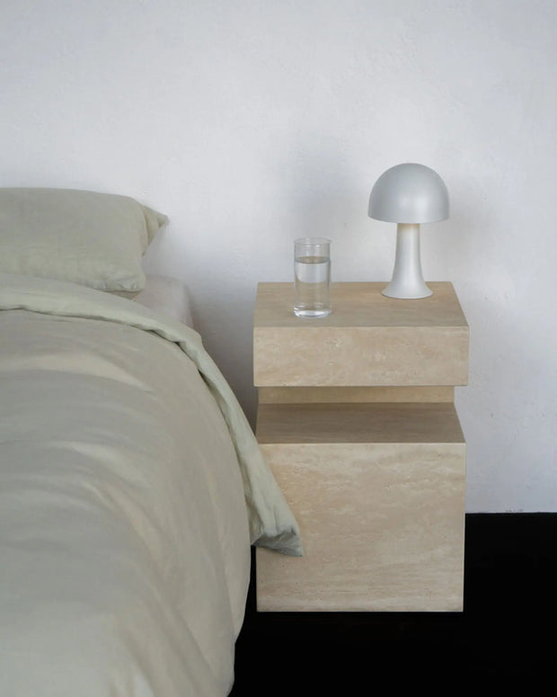 Table d'appoint en travertin Magnifis - Modernista Maroc