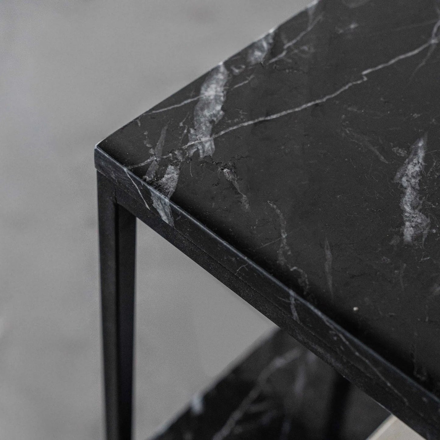 Meuble TV Atlas en marbre noir