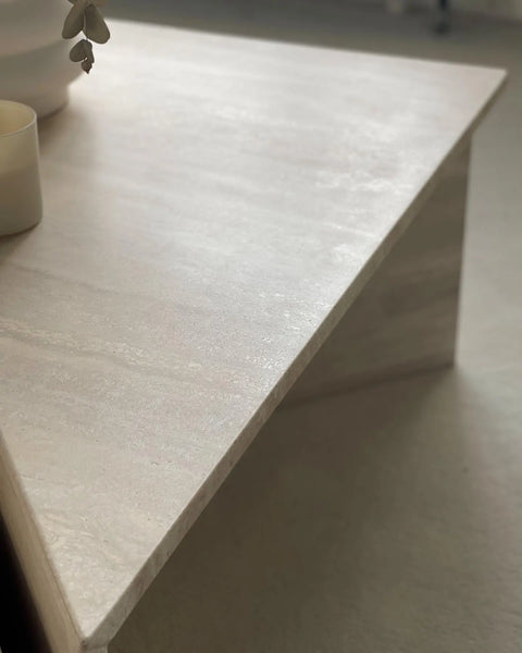 table basse en travertin Chellah - Modernista Maroc